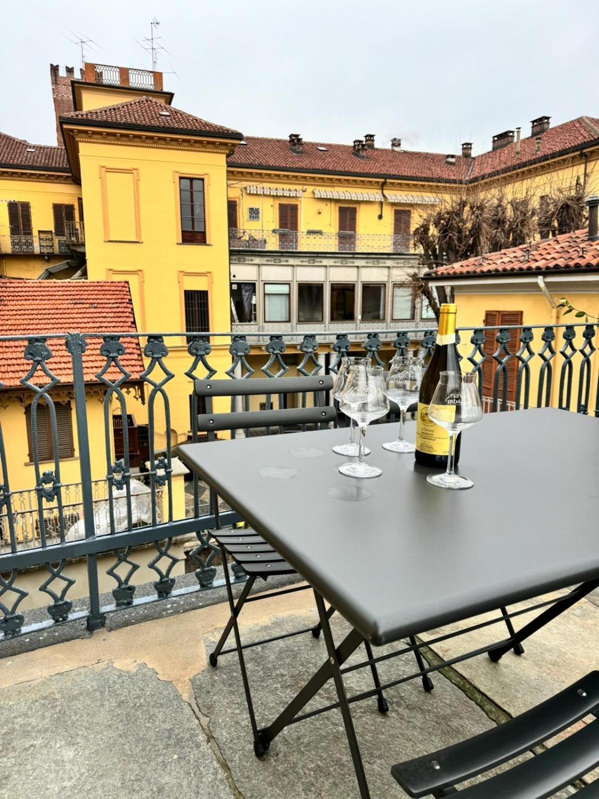 Le Tre Ca', Ca' Cecilia, Ca' Nina, Ca' Vittoria Apartamento Asti Exterior foto